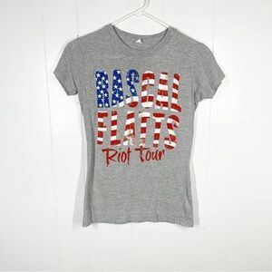 Rascal Flatts Riot Tour Short Sleeve Gray Band Tee Small